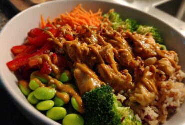Thai Peanut Chicken Buddha Bowl