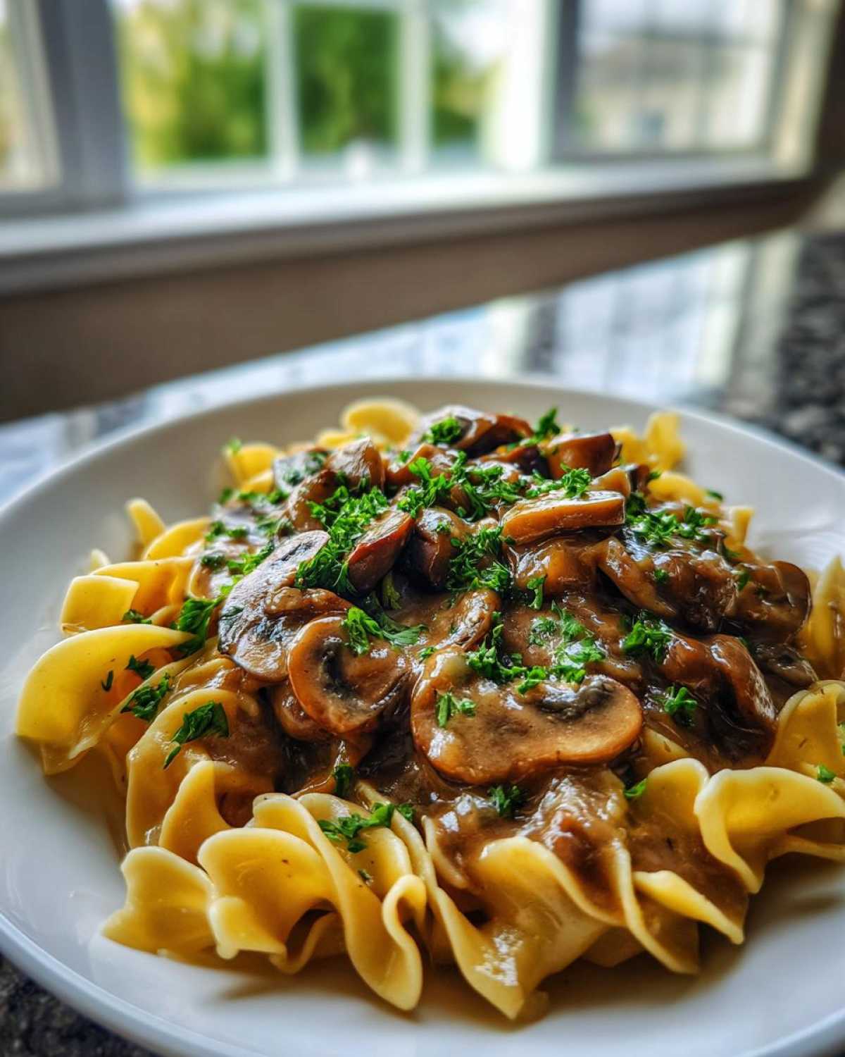 Vegan Mushroom Stroganoff - detail 1