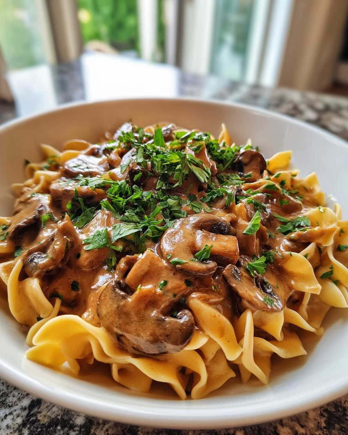 Vegan Mushroom Stroganoff - detail 3