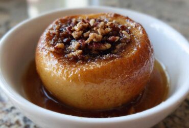 Warm Cinnamon Baked Apples